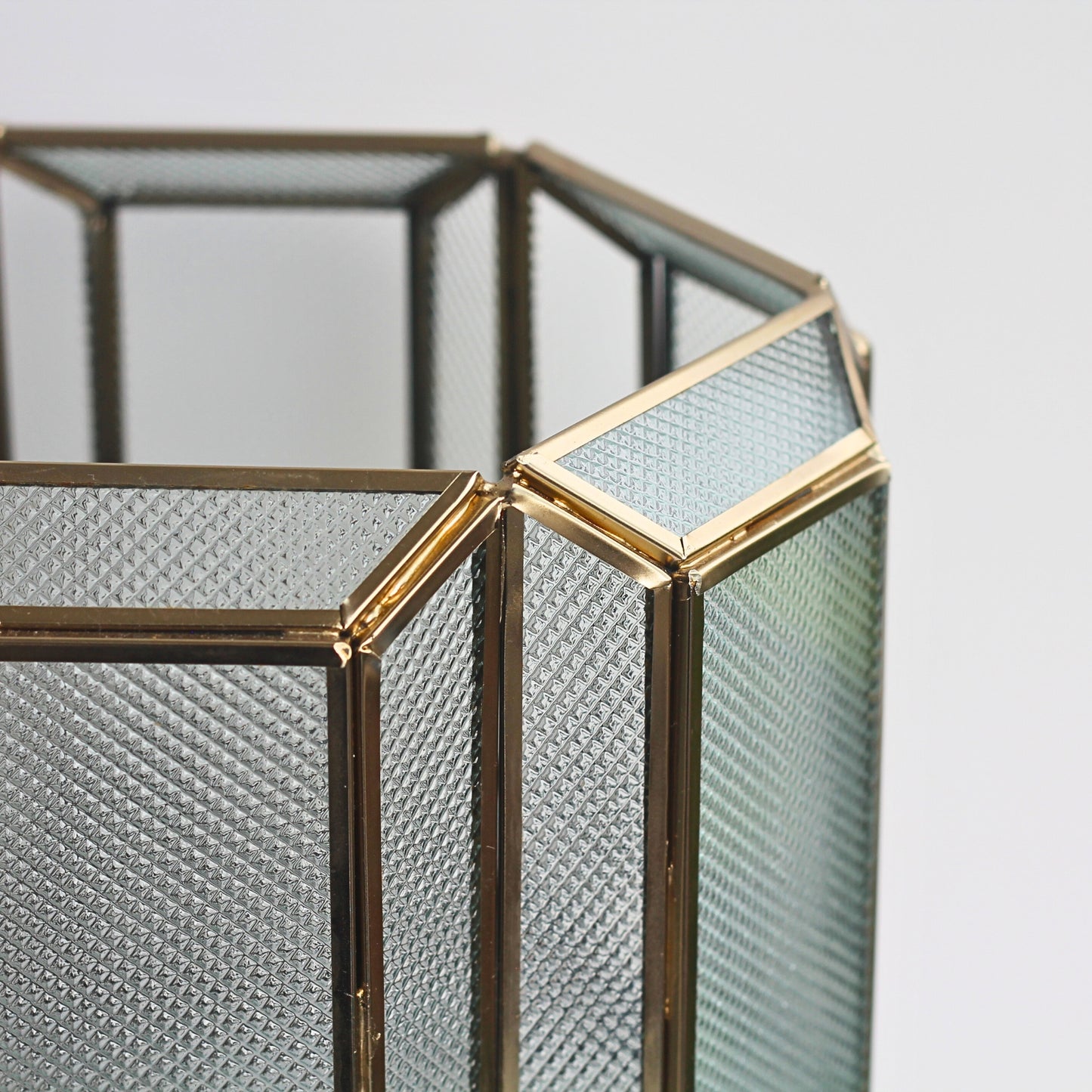 Textured Bari Table Lamp