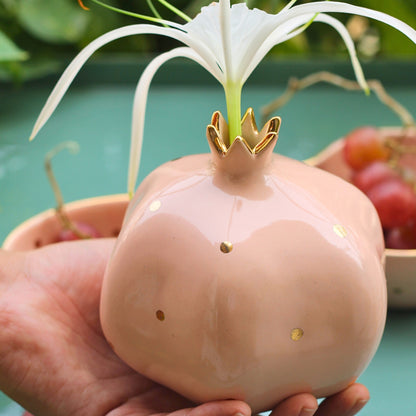 Anaar Vase