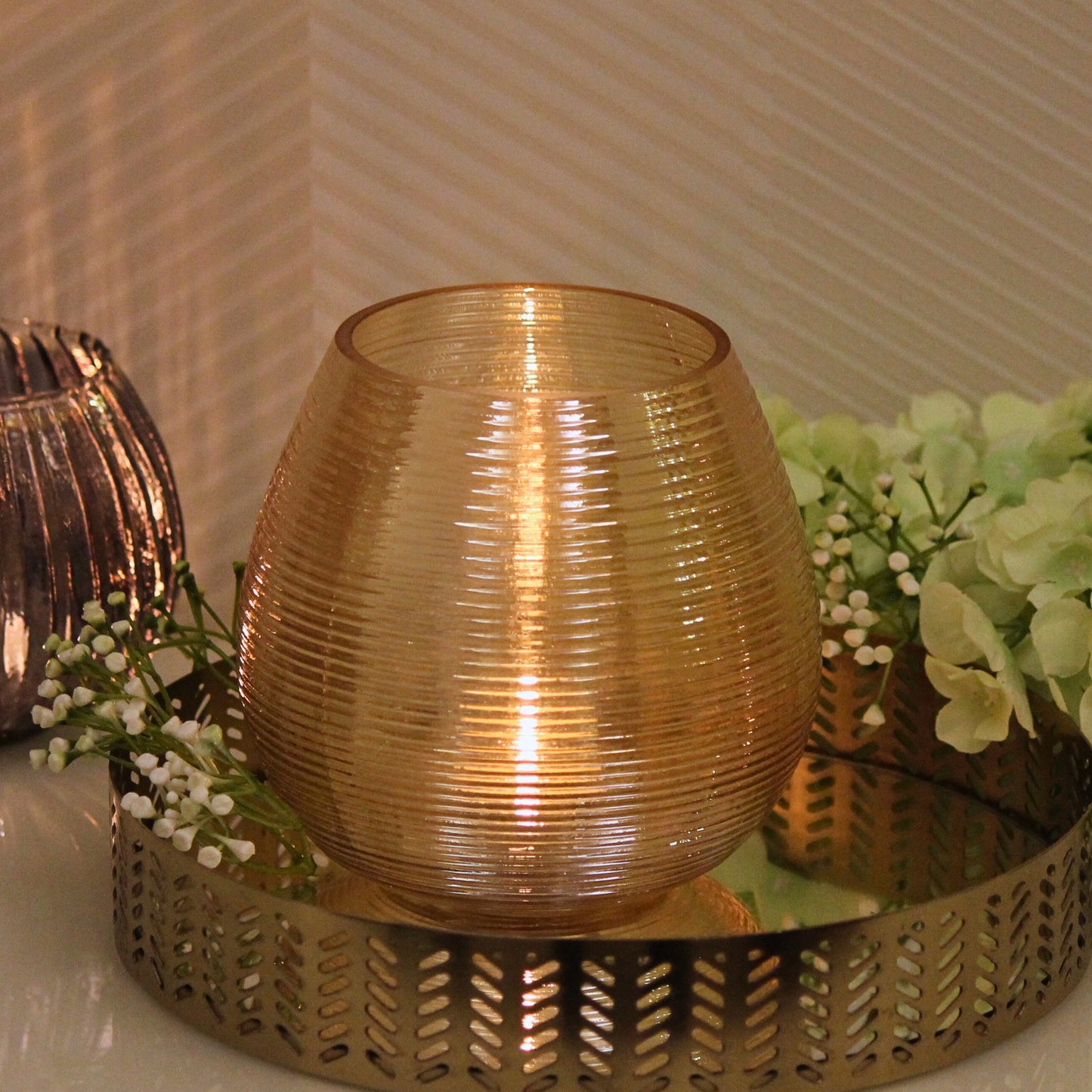 Lustre Vase