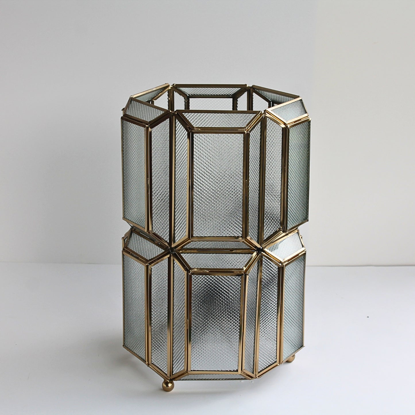 Textured Bari Table Lamp